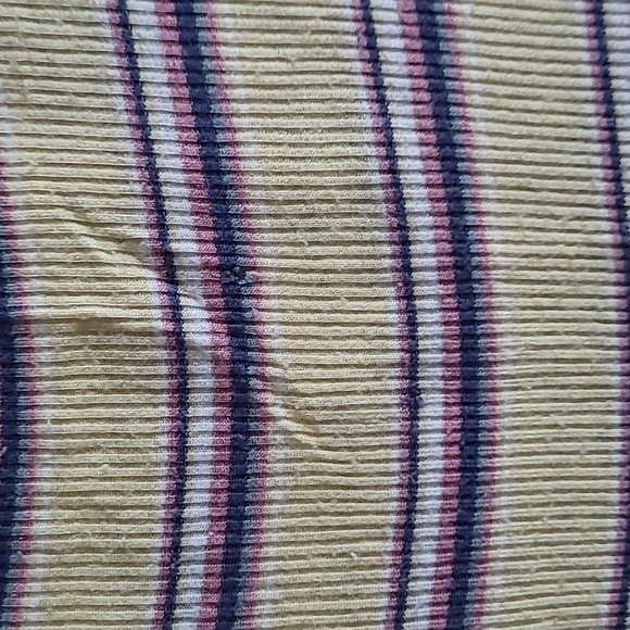 {Bundle} Two Soft Tops! - Picture 9 of 13